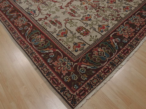 Kilim Beige Flat Woven 82 X 113 Area Rug 100-109615 Image 12