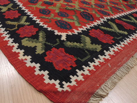 Kilim Red Flat Woven 61 X 89 Area Rug 100-109616 Image 4