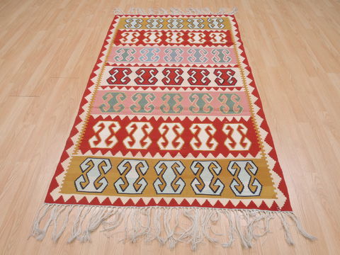 Kilim Red Flat Woven 36 X 59 Area Rug 100-109621 Image 1