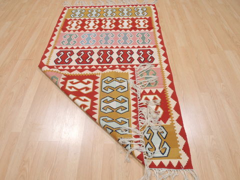 Kilim Red Flat Woven 36 X 59 Area Rug 100-109621 Image 5