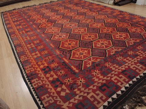 Kilim Red Flat Woven 107 X 150 Area Rug 100-109629 Image 3