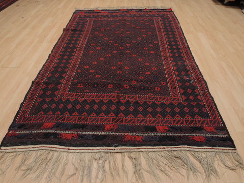 Kilim Red Flat Woven 52 X 90 Area Rug 100-109638 Image 1