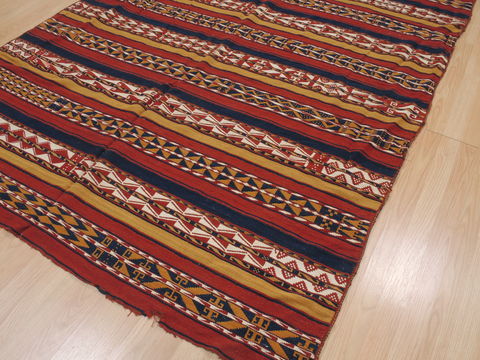 Kilim Red Flat Woven 65 X 117 Area Rug 100-109647 Image 6