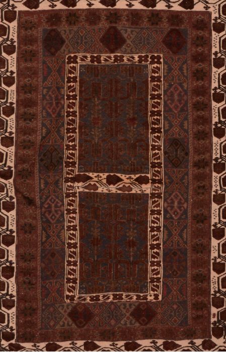 Kilim Red Flat Woven 43 X 75 Area Rug 100-109648 Image 0