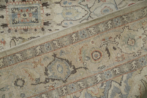 Heriz Beige Hand Knotted 82 X 103 Area Rug 700-109667 Image 3