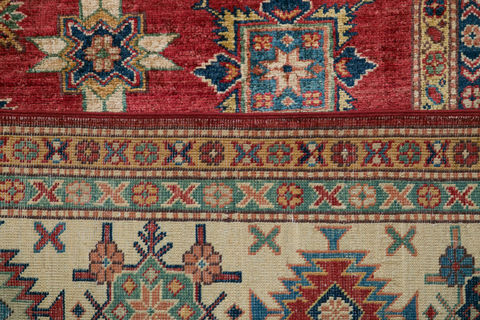 Kazak Red Hand Knotted 60 X 96 Area Rug 700-109668 Image 2