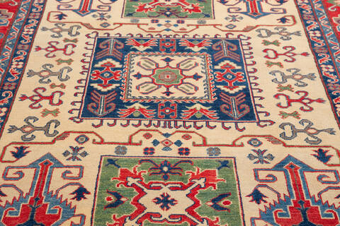 Kazak Beige Hand Knotted 67 X 101  Area Rug 700-109683 Image 5