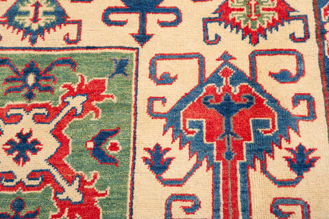 Kazak Beige Hand Knotted 67 X 101  Area Rug 700-109683 Image 6