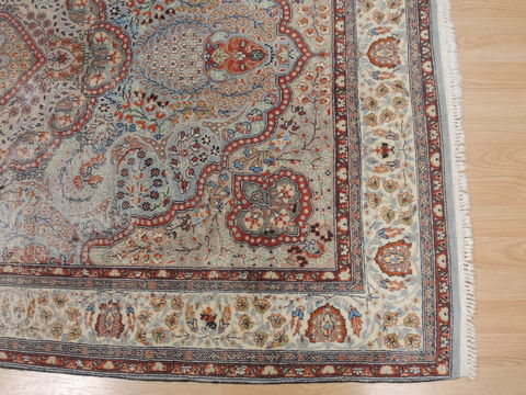 Isfahan Blue Hand Knotted 47 X 73 Area Rug 100-109739 Image 8