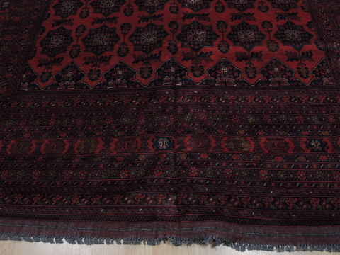Khan Mohammadi Red Hand Knotted 80 X 114 Area Rug 100-109763 Image 10