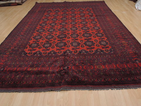 Khan Mohammadi Red Hand Knotted 80 X 114 Area Rug 100-109763 Image 4
