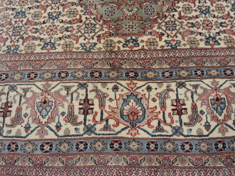 Mahi Green Hand Knotted 100 X 146 Area Rug 100-109766 Image 12