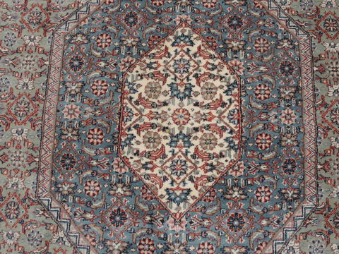 Mahi Green Hand Knotted 100 X 146 Area Rug 100-109766 Image 14