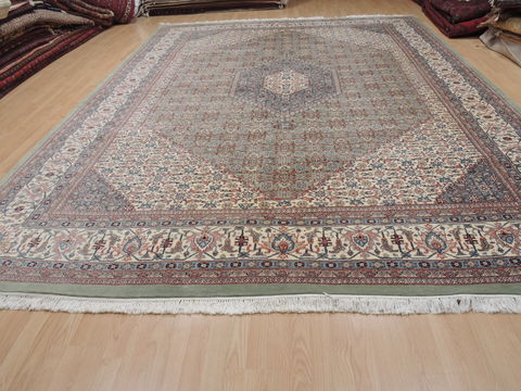 Mahi Green Hand Knotted 100 X 146 Area Rug 100-109766 Image 1