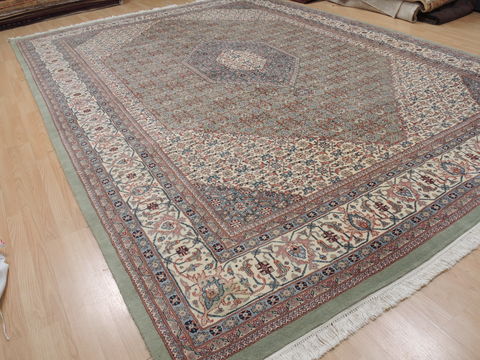 Mahi Green Hand Knotted 100 X 146 Area Rug 100-109766 Image 3