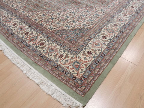 Mahi Green Hand Knotted 100 X 146 Area Rug 100-109766 Image 8