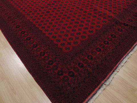 Khan Mohammadi Red Hand Knotted 98 X 125 Area Rug 100-109789 Image 4