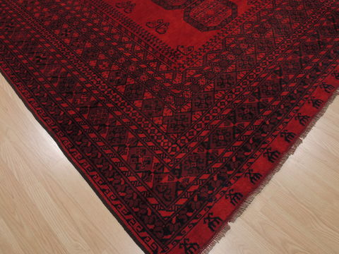 Khan Mohammadi Red Hand Knotted 109 X 137 Area Rug 100-109814 Image 8