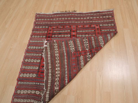 Kilim Red Square Flat Woven 37 X 46 Area Rug 100-109820 Image 6