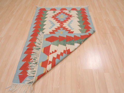 Kilim Red Flat Woven 37 X 59 Area Rug 100-109821 Image 6
