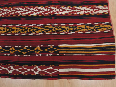 Kilim Red Square Flat Woven 52 X 54 Area Rug 100-109834 Image 5