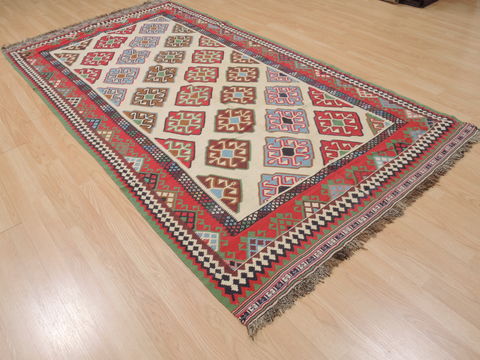 Kilim Beige Flat Woven 49 X 94 Area Rug 100-109844 Image 3