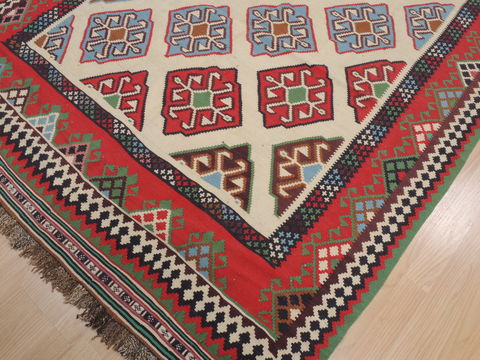 Kilim Beige Flat Woven 49 X 94 Area Rug 100-109844 Image 6