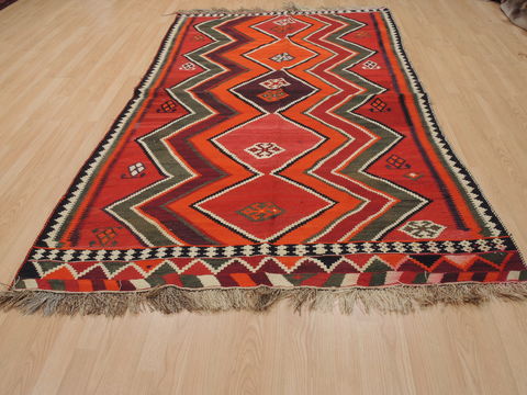 Kilim Red Flat Woven 51 X 86 Area Rug 100-109902 Image 1