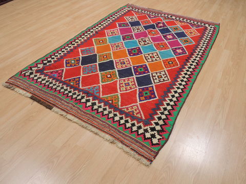 Kilim Red Flat Woven 46 X 73 Area Rug 100-109903 Image 2