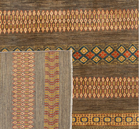 Modern Green Hand Knotted 67 X 102 Area Rug 700-109938 Image 2