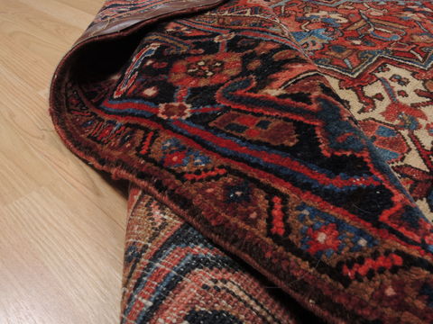 Heriz Red Hand Knotted 86 X 114 Area Rug 100-109947 Image 12