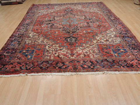 Heriz Red Hand Knotted 86 X 114 Area Rug 100-109947 Image 4
