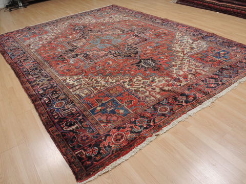 Heriz Red Hand Knotted 86 X 114 Area Rug 100-109947 Image 5