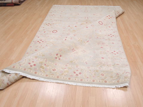 Pak-Persian Beige Hand Knotted 62 X 93 Area Rug 100-109949 Image 12