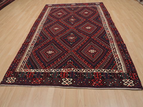 Kilim Red Flat Woven 56 X 710 Area Rug 100-109990 Image 1