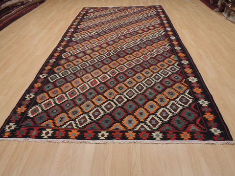 Kilim Red Flat Woven 510 X 124 Area Rug 100-109999 Image 1