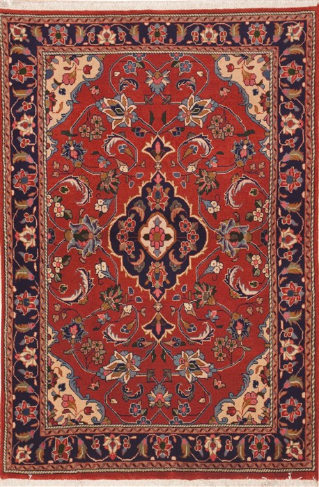 Sarouk Red Hand Knotted 43 X 63 Area Rug 100-11310 Image 0