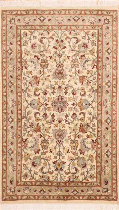 Pak-Persian Beige Hand Knotted 30 X 53 Area Rug 100-11379 Image 0