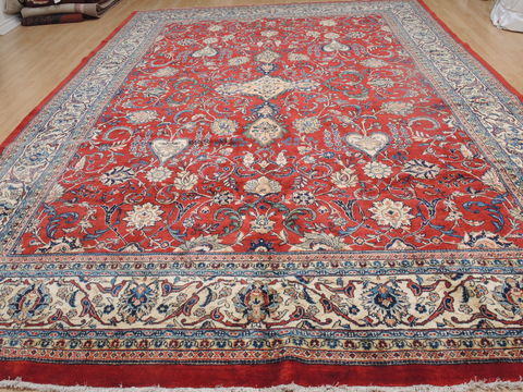 Sarouk Red Hand Knotted 98 X 135 Area Rug 100-11831 Image 7