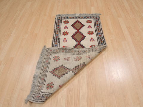 Gabbeh Beige Hand Knotted 24 X 49 Area Rug 100-110017 Image 7