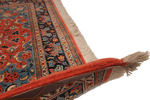 Sarouk Red Hand Knotted 39 X 51 Area Rug 254-110021 Image 2
