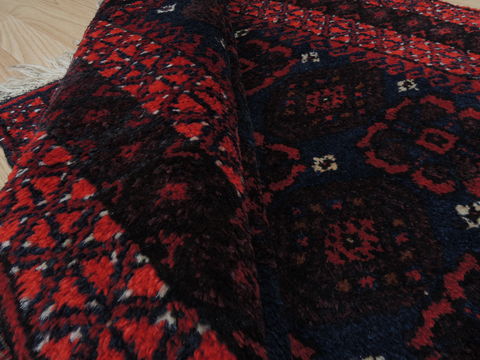 Baluch Red Hand Knotted 34 X 63 Area Rug 100-110027 Image 8