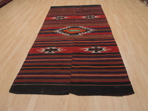 Kilim Red Flat Woven 46 X 88 Area Rug 100-110031 Image 1
