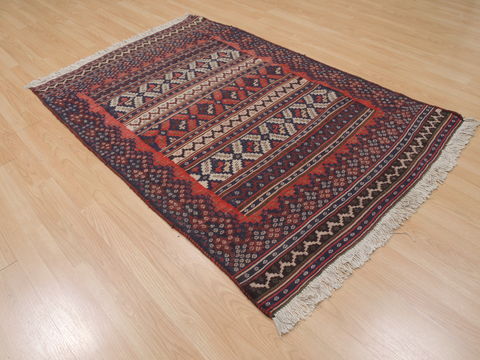 Kilim Red Flat Woven 41 X 61 Area Rug 100-110035 Image 3