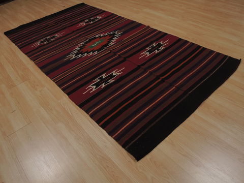 Kilim Red Flat Woven 46 X 88 Area Rug 100-110037 Image 3