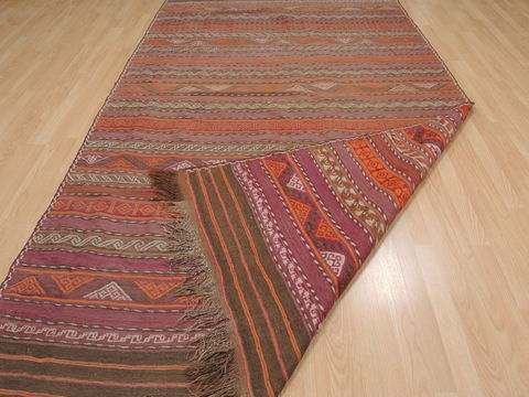 Kilim Red Flat Woven 61 X 111 Area Rug 100-110039 Image 8