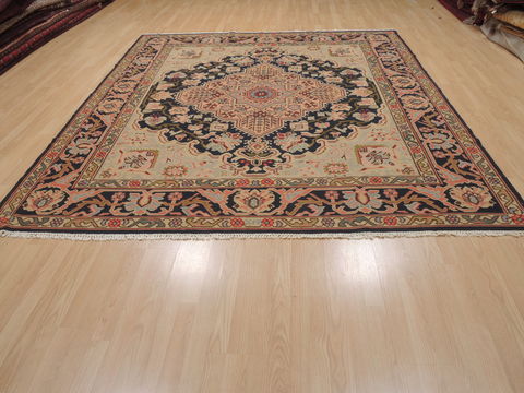 Kilim Beige Square Flat Woven 90 X 98 Area Rug 100-110045 Image 1