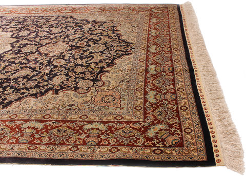 Hereke Black Hand Knotted 50 X 80  Area Rug 254-110059 Image 3