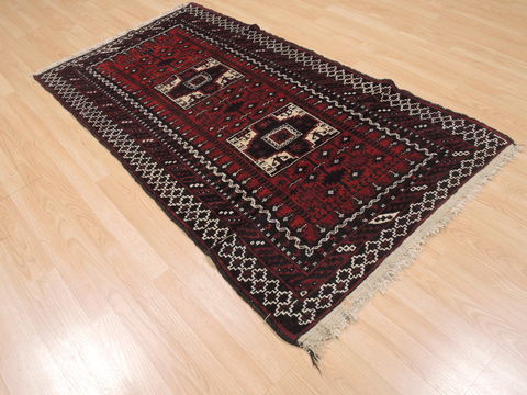Baluch Red Hand Knotted 33 X 61 Area Rug 100-110103 Image 3