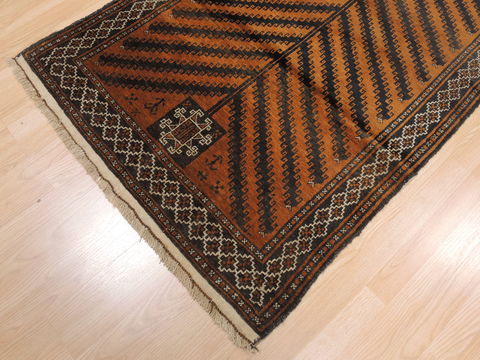Baluch Brown Hand Knotted 36 X 63 Area Rug 100-110105 Image 5